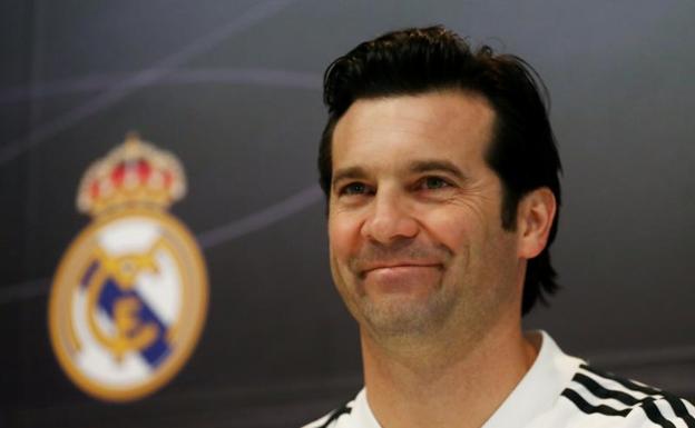 Solari: «Es curiosa la confección del calendario»