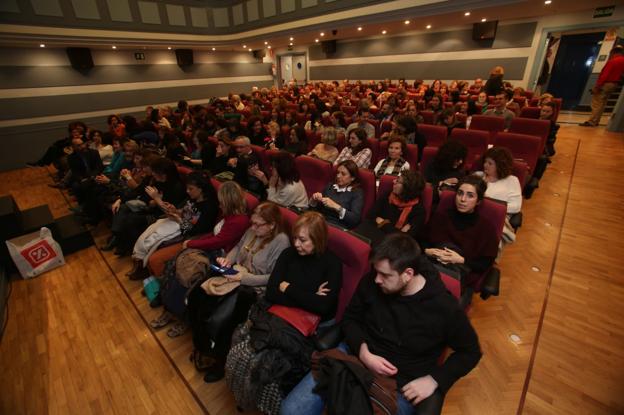 130 usuarios de la Filmoteca piden que se mantenga el programa de actividades