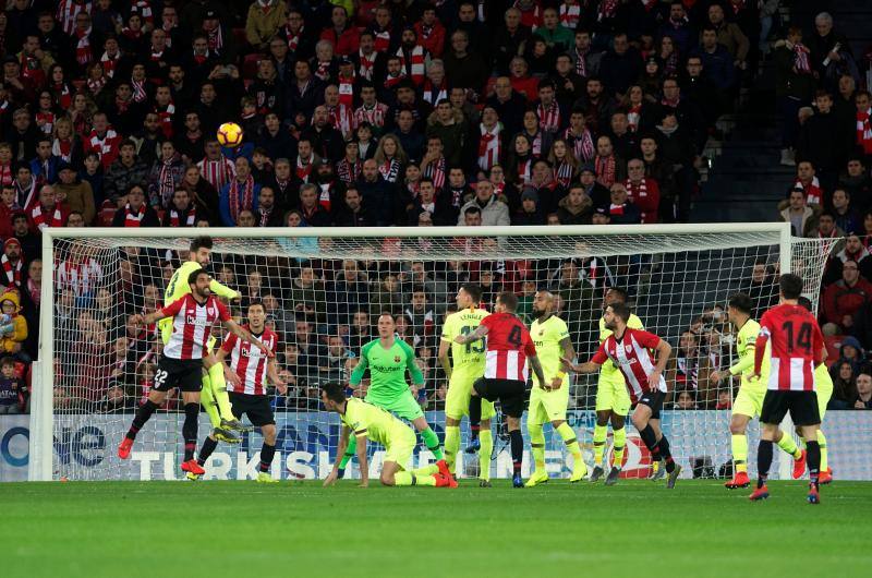 Ter Stegen vuela alto en el templo de Iribar