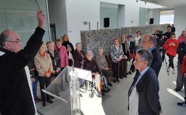 San Felices de Buelna estrena su nuevo tanatorio municipal