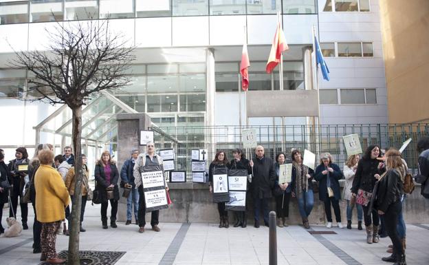 Los sindicatos del Gobierno se movilizarán contra los «incumplimientos» de Revilla