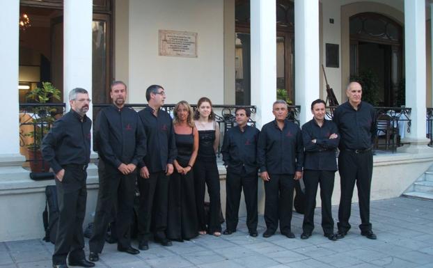 El conservatorio 'Jesús de Monasterio' acogerá en marzo una concentración de Orquestas de Plectro y Guitarra