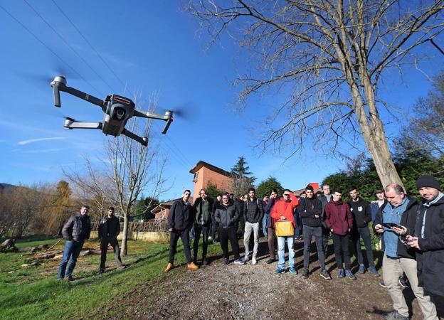 Los drones vuelan en el IES Foramontanos