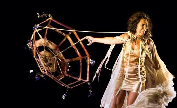 La compañía Ábrego inicia en Gijón su gira nacional con 'La novia del viento'