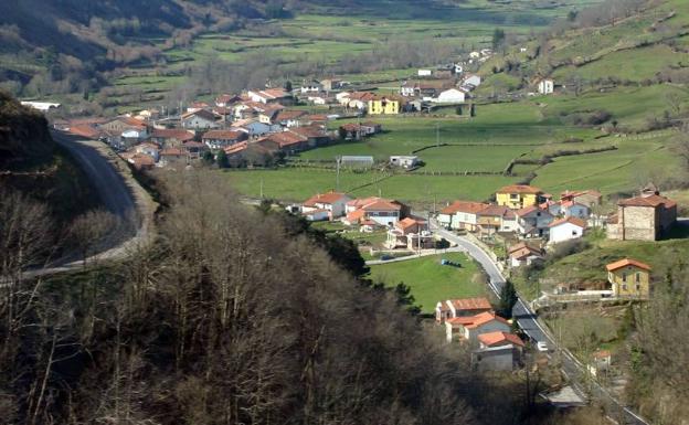 Los concejales del Grupo Municipal Zieza denuncian en el pleno la «usurpación de un bien municipal»
