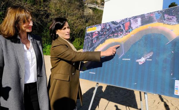 La alcaldesa critica al Gobierno por «querer que los santanderinos no tengan playa»