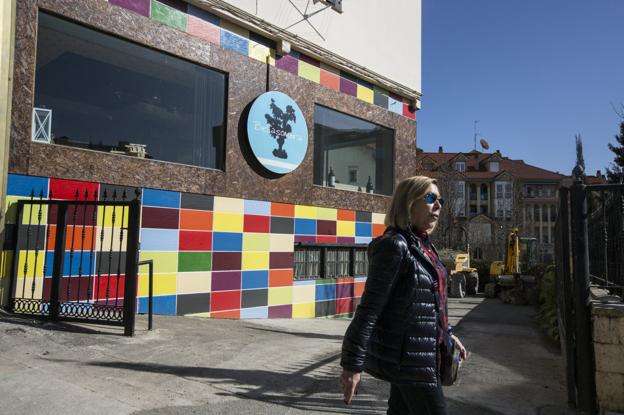 El centro de Santander se llena de locales hosteleros cerrados en el arranque del año