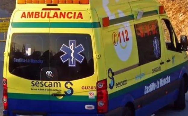 Una menor muere atropellada por una ambulancia que acudía a un accidente