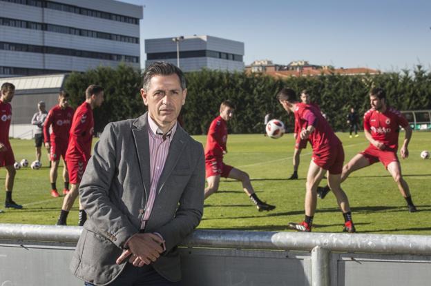 «La situación del estadio la conocemos todos y me preocupa»