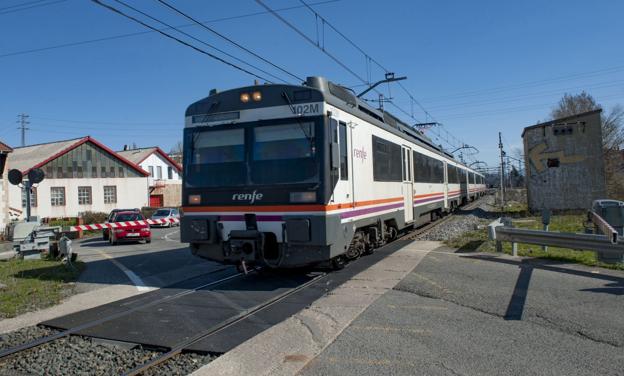 El tren que sustituyó al que se llevaron a Cataluña ya ha sufrido dos averías