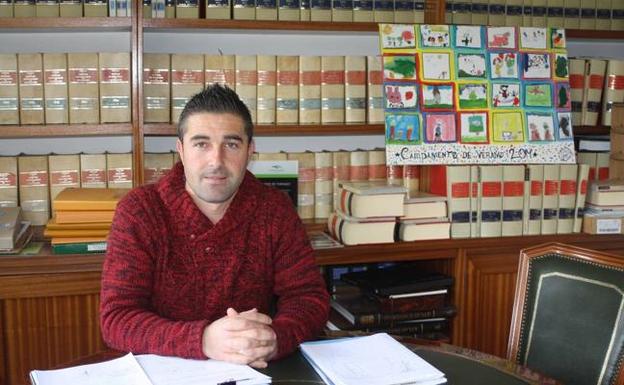 El PP ficha al alcalde de Santiurde de Toranzo, ex del PSOE, como cabeza de lista