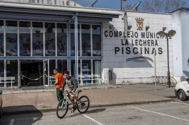 El nuevo incendio en la sauna obliga a cerrar la piscina durante una semana