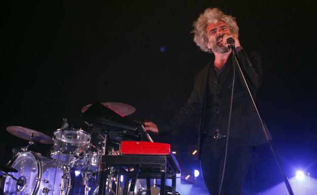 León Benavente graba su tercer disco