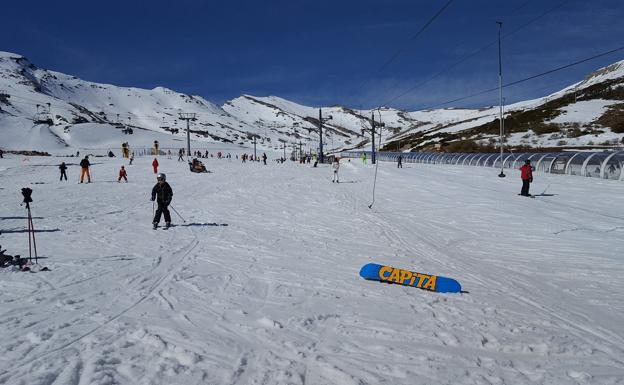 La meteorología hace sufrir al Cantábrico