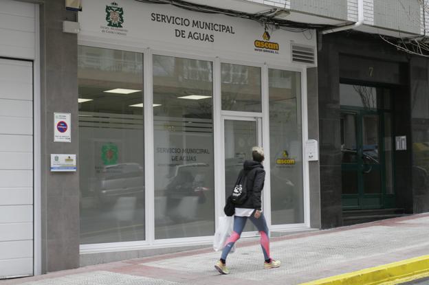 «El Ayuntamiento incurre en delitos por vulnerar los intereses de los castreños»