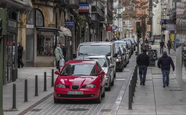El Ayuntamiento mantendrá la fórmula actual de tráfico por la calle Cervantes