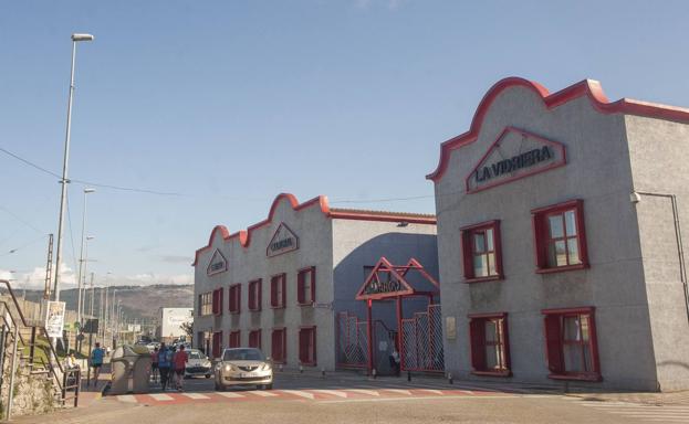 La Vidriera acoge una exposición de fotos sobre el Colegio de Educación Especial Parayas