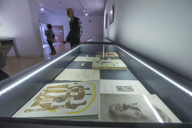 Una muestra radiografía el deslumbrante legado cultural de Piti Cantalapiedra