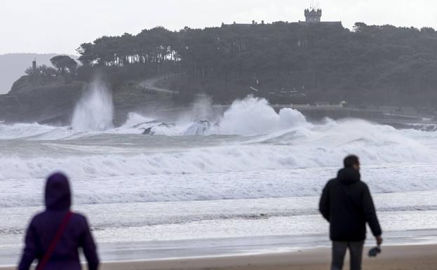 Santander activa esta tarde el protocolo por temporal marítimo