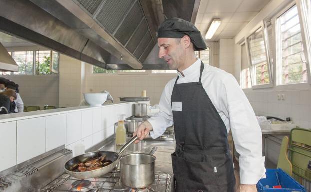 Vicente Alonso: «Invitaré a los amigos y les haré el plato ganador»