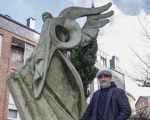 El Asilo San José festeja a su patrono con nueva escultura