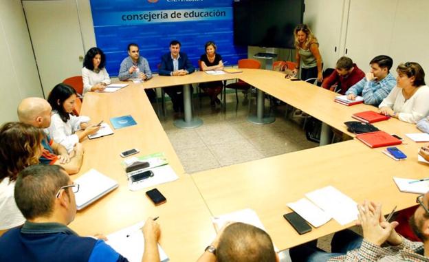 Educación y Junta de Personal comparten la mayor parte de la propuesta de calendario para el próximo curso