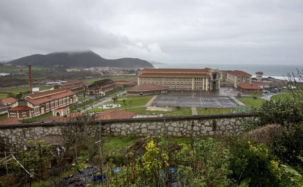 El hombre detenido por el tiroteo de La Albericia protagoniza un violento altercado en El Dueso