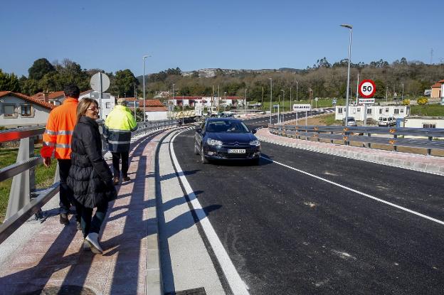 Golbardo estrena su puente con discreción