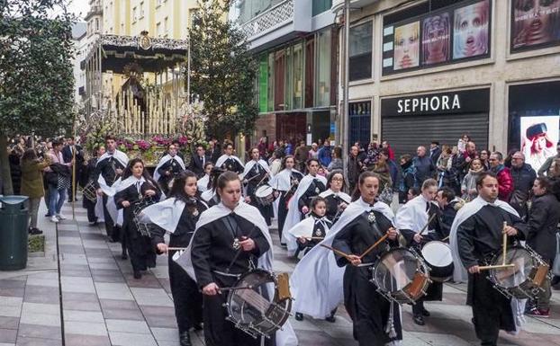 Pasión de Semana Santa para 2.000 cofrades de Santander