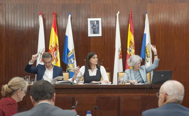 Los despidos en la OLA enfrentan a PP y parte de la oposición en el penúltimo pleno de la legislatura