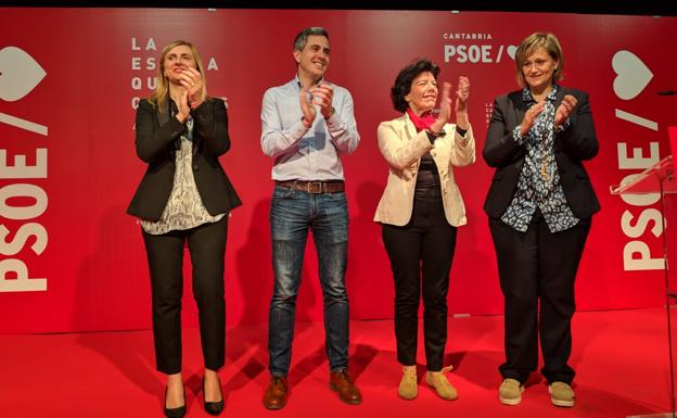 Celaá: «La amenaza más seria para nuestro país es «la triple derecha de pensamiento único»