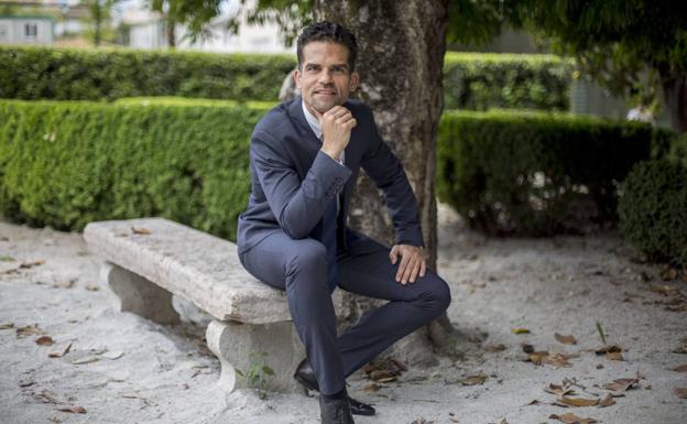 «La danza española no es solo movimiento, es muy visceral»
