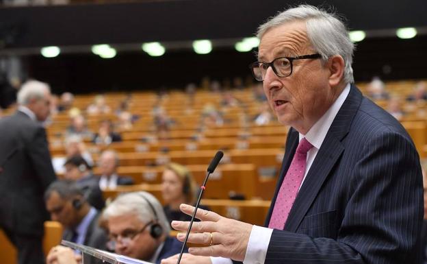 Juncker se ciñe al calendario del 'brexit'