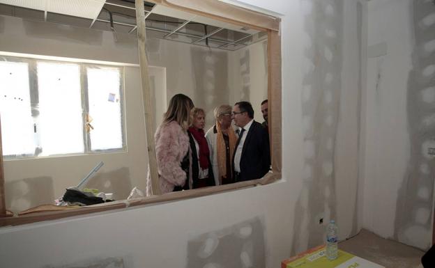 UGT y SIEP rechazan la privatización del Punto de Encuentro Familiar de Torrelavega