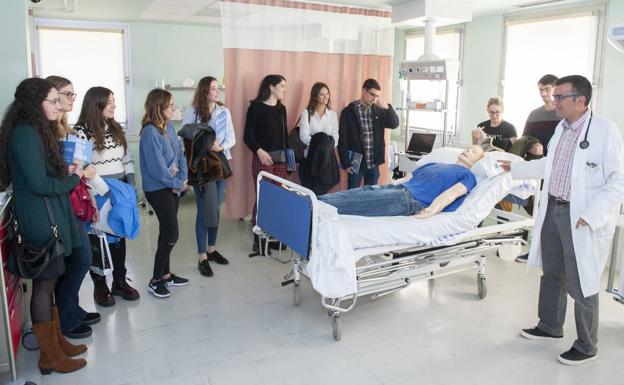 Valdecilla 'se vende' a los MIR