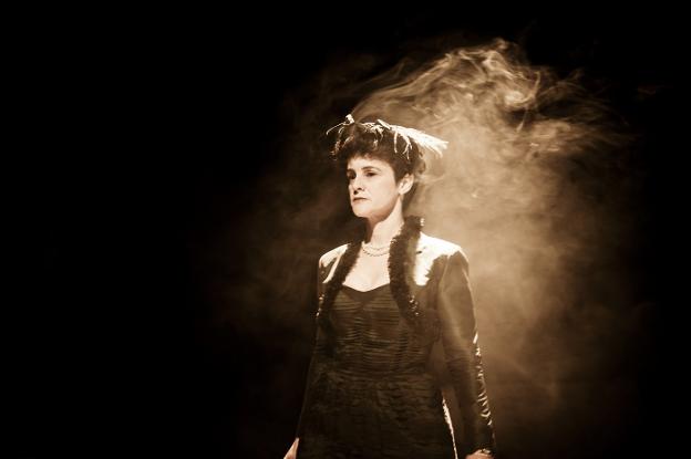 Entre la vida, la muerte, el dolor y la política