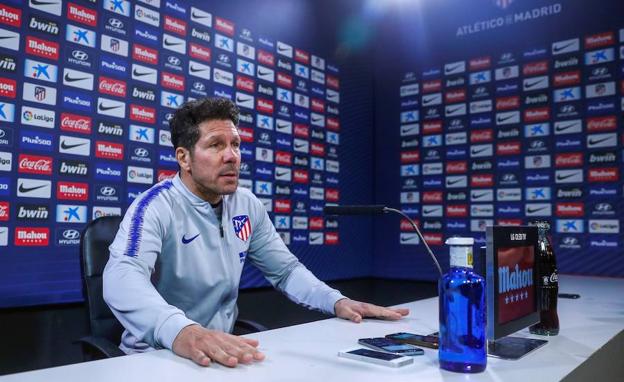 Simeone: «Hay que cuidar más que nunca a Costa»