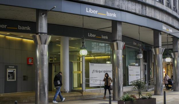 Liberbank y Unicaja encaran la última fase de la negociación para cerrar su integración