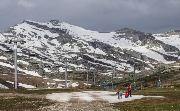 Alto Campoo se aproxima al cierre de una campaña «corta pero intensa»