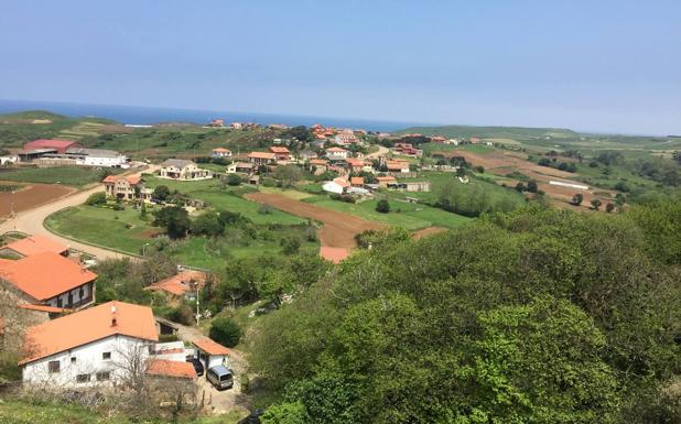 Ecologistas en Acción solicita el derribo total de la nave de Alpacas en Ubiarco