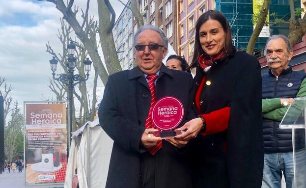 UNATE recibe el reconocimiento ciudadano por su promoción de los mayores y de la formación