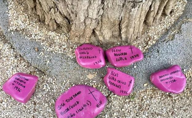 El misterio de las piedras en homenaje a los represaliados franquistas en Toledo