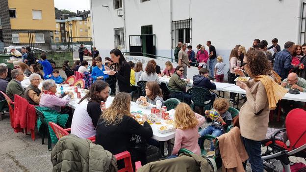 Nace un nuevo colectivo cultural en Unquera, 'Los bancos de atrás'