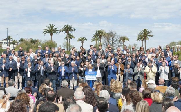 Buruaga presenta a los 102 candidatos del PP en las municipales como la «mayor fortaleza del partido»