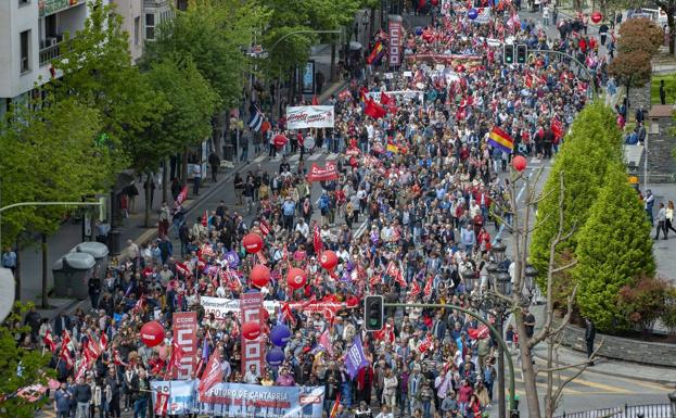 Miles de personas exigen en Santander la derogación de la reforma laboral y la mejora de las pensiones