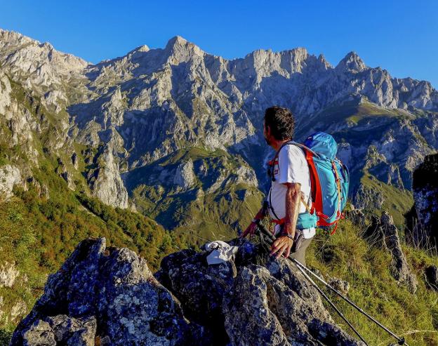 Humilde picacho con vistas soberbias