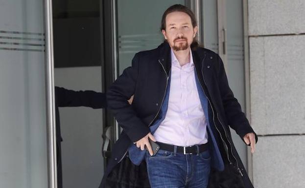 El juez del 'caso Villarejo' imputa al ex número 2 de Interviú por la revelación de secretos de Pablo Iglesias