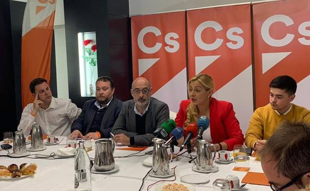 Ciudadanos propondrá una ley 'antidedazos' en las empresas públicas