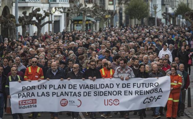 La plantilla de Sidenor calienta motores para la manifestación del próximo día 17