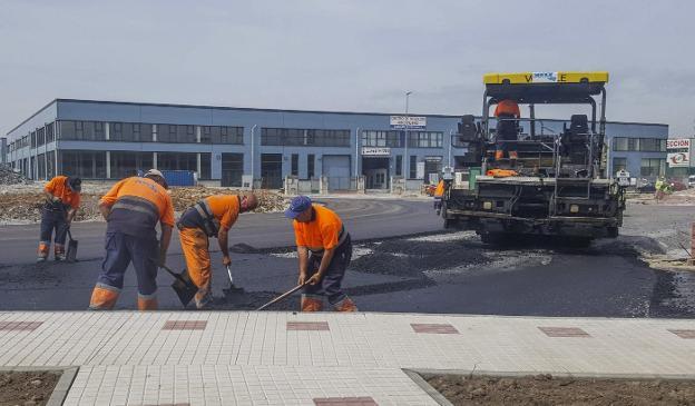 Un vial de la nueva carretera a Morero se abrirá al tráfico el próximo viernes